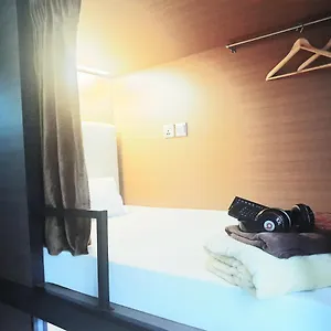 シック カプセル オテル ** シンガポール